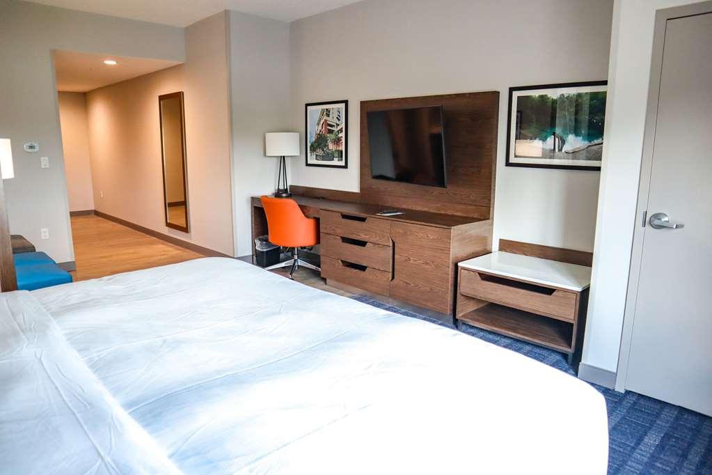 Comfort Suites Gainesville Near University 部屋 写真