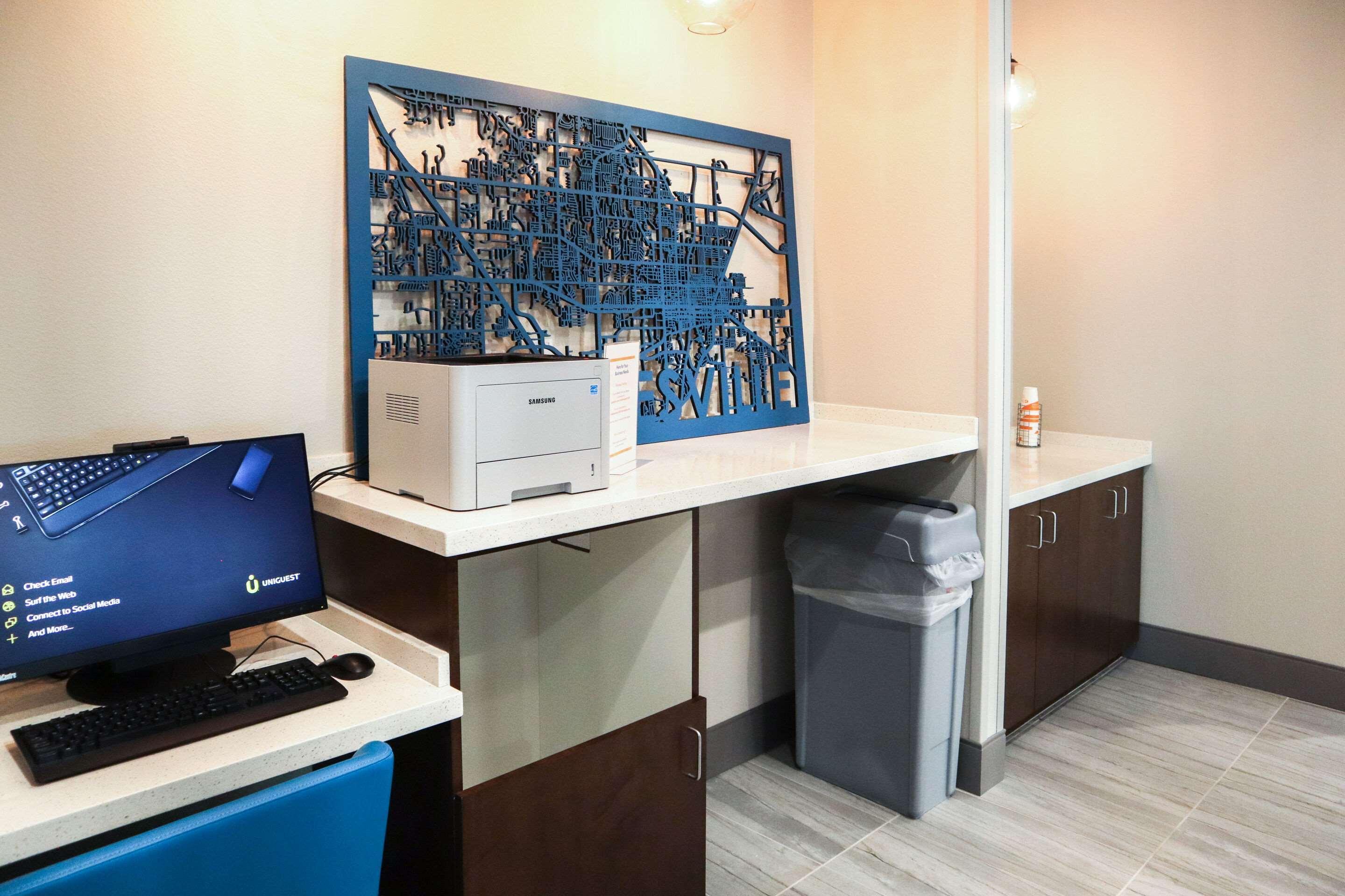 Comfort Suites Gainesville Near University エクステリア 写真