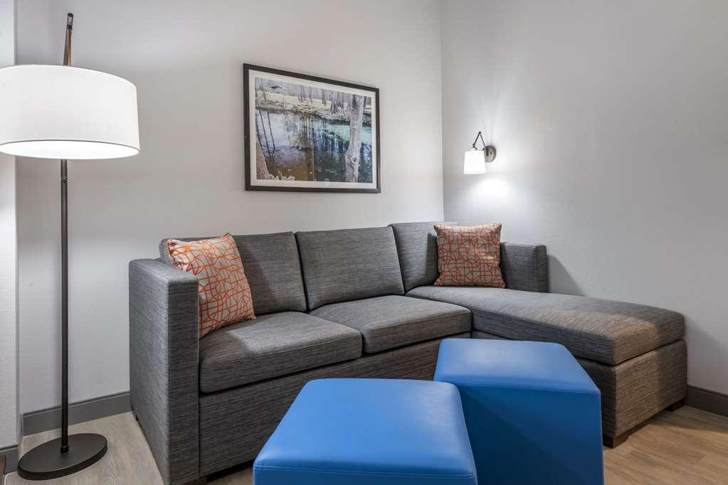 Comfort Suites Gainesville Near University 部屋 写真